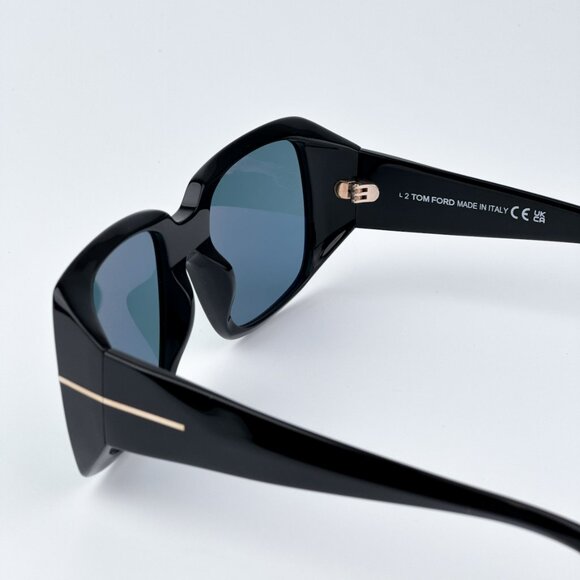 Tom Ford RYDER-02 Women BRAND NEW Sunglasses Black Blue Rectangle FT1035 01V - Picture 8 of 10